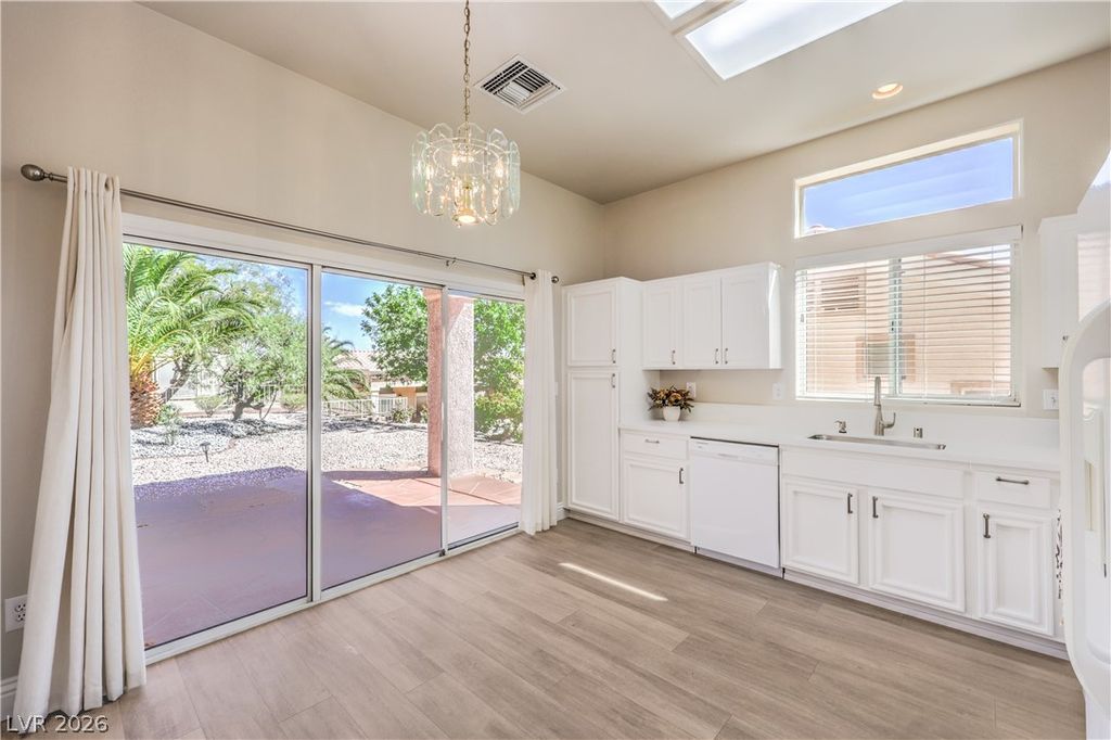 10700 Grand Cypress Avenue, Las Vegas, NV 89134 — photo 5