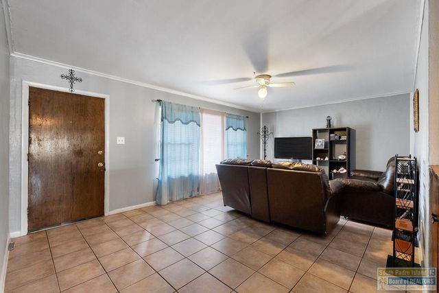 1513 E Crockett Ave., Harlingen, TX 78550