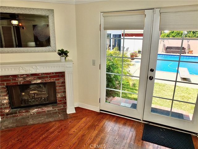 3757 Cerritos Avenue, Long Beach, CA 90807