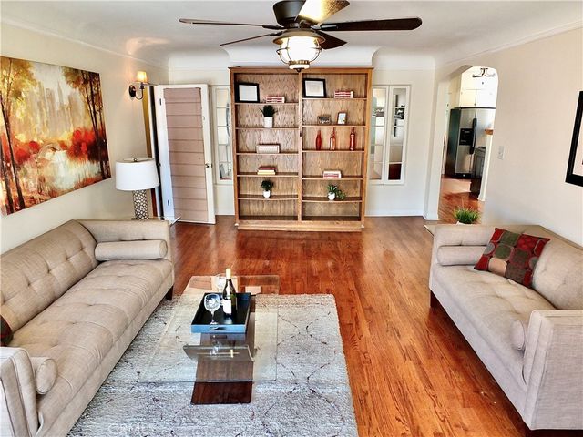 3757 Cerritos Avenue, Long Beach, CA 90807