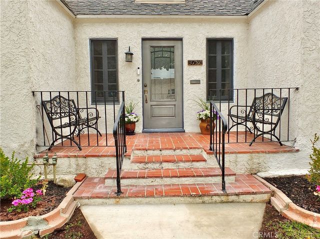 3757 Cerritos Avenue, Long Beach, CA 90807