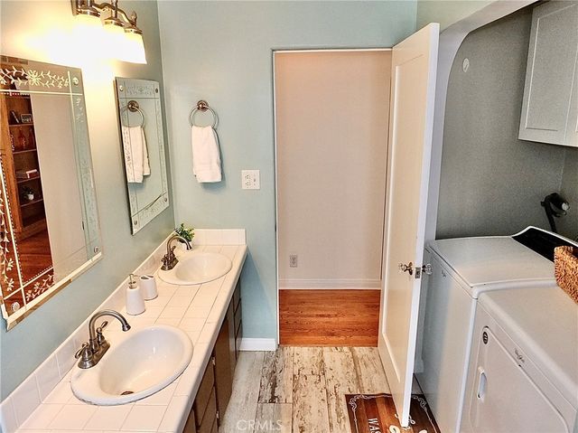 3757 Cerritos Avenue, Long Beach, CA 90807