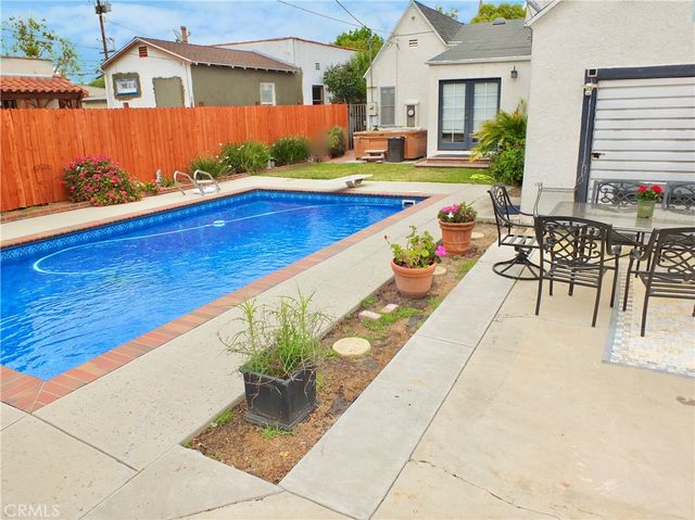 3757 Cerritos Avenue, Long Beach, CA 90807