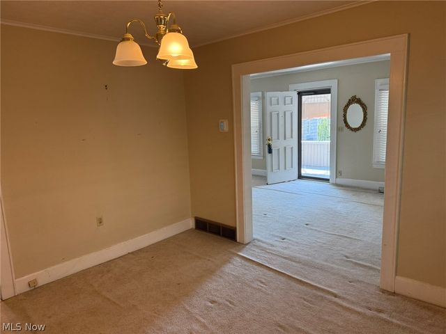 612 Eastlawn Avenue, Parkersburg, WV 26101