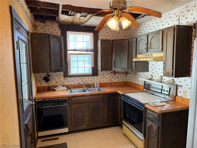 612 Eastlawn Avenue, Parkersburg, WV 26101