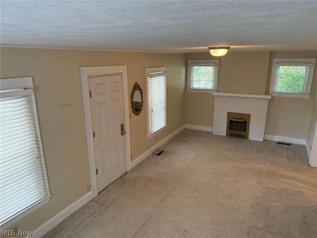 612 Eastlawn Avenue, Parkersburg, WV 26101