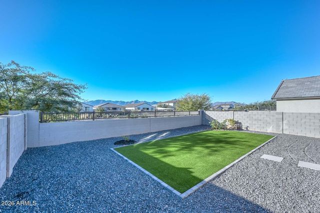 5531 W Willow Ridge Drive, Laveen, AZ 85339