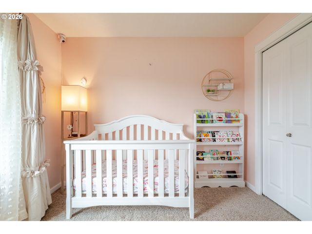 851 S 5TH St, Jefferson, OR 97352