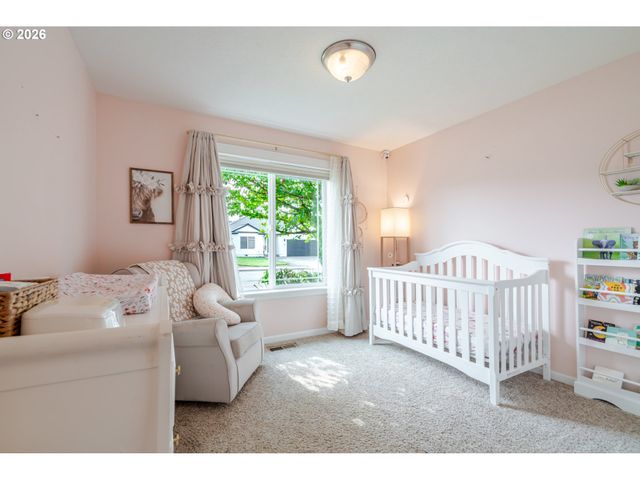 851 S 5TH St, Jefferson, OR 97352