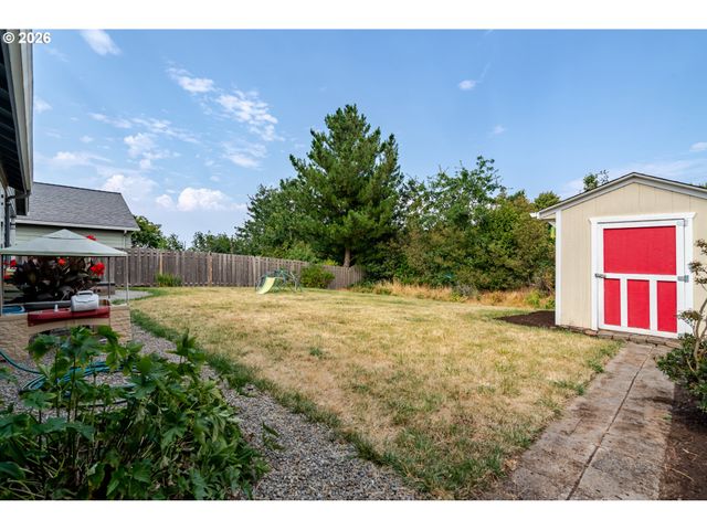 851 S 5TH St, Jefferson, OR 97352