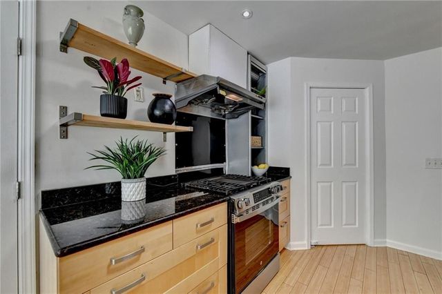 1006 Camden Court, Atlanta, GA 30327