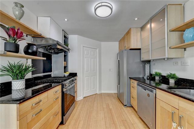 1006 Camden Court, Atlanta, GA 30327