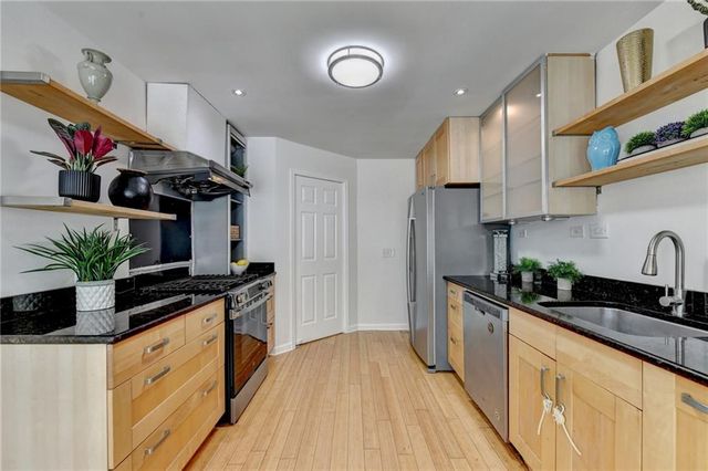 1006 Camden Court, Atlanta, GA 30327