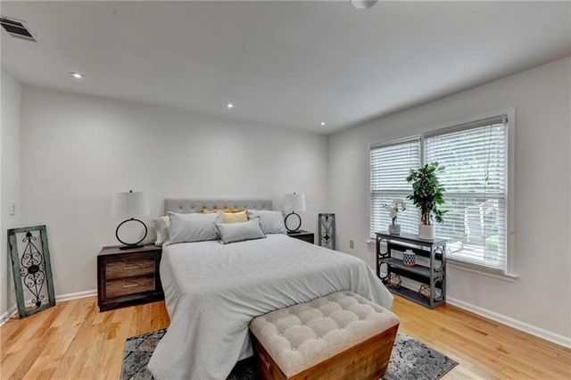 1006 Camden Court, Atlanta, GA 30327
