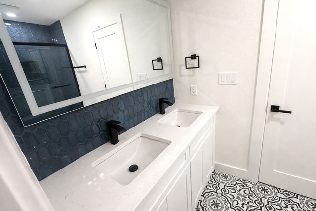 229 Allensworth, San Antonio, TX 78209