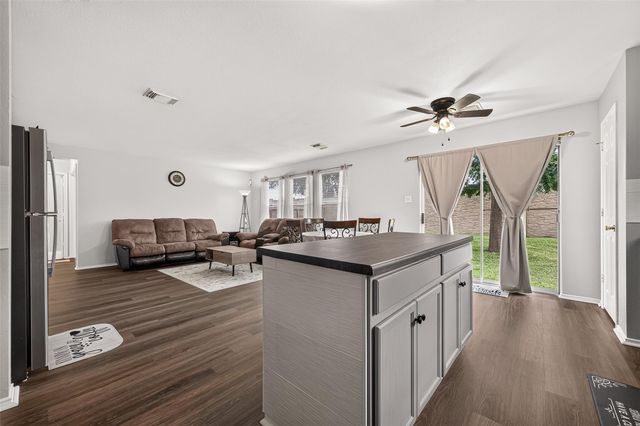 9626 Ravens Nest Court, Houston, TX 77083