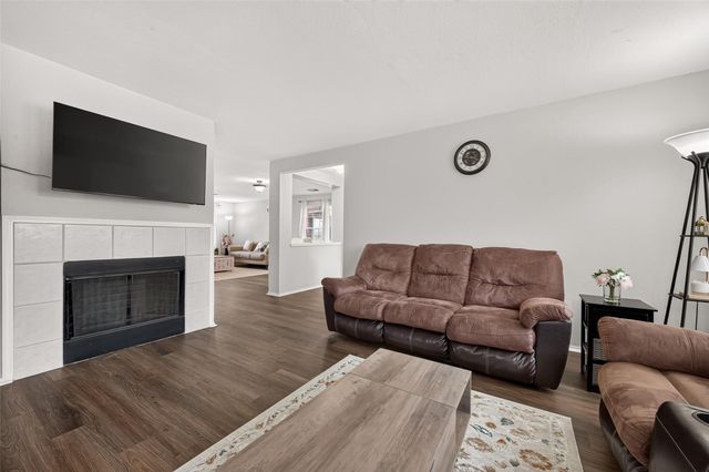 9626 Ravens Nest Court, Houston, TX 77083