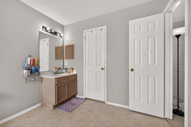 9626 Ravens Nest Court, Houston, TX 77083