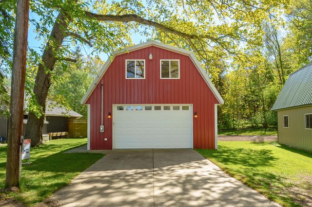 3055 Baseline Road, Gobles, MI 49055