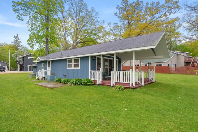 3055 Baseline Road, Gobles, MI 49055