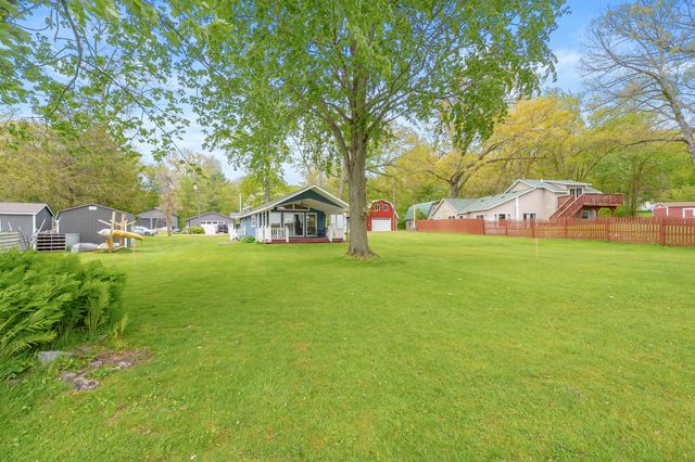3055 Baseline Road, Gobles, MI 49055
