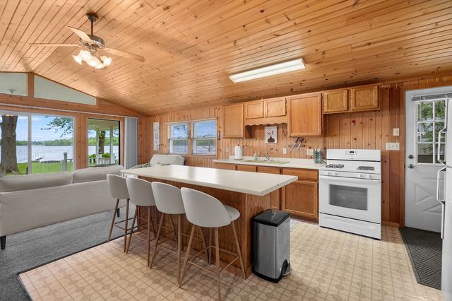 3055 Baseline Road, Gobles, MI 49055