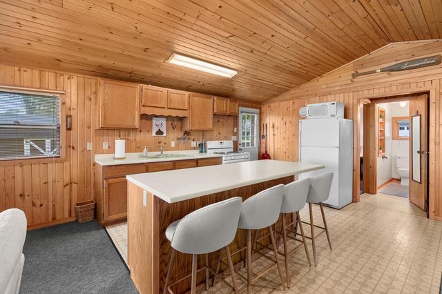 3055 Baseline Road, Gobles, MI 49055