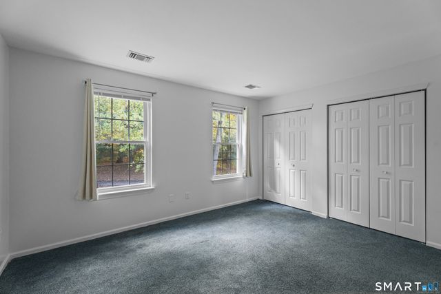 213 Oakland Street APT D, Manchester, CT 06042