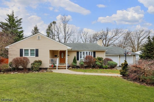 336 Roberts Ln, Scotch Plains Twp., NJ 07076