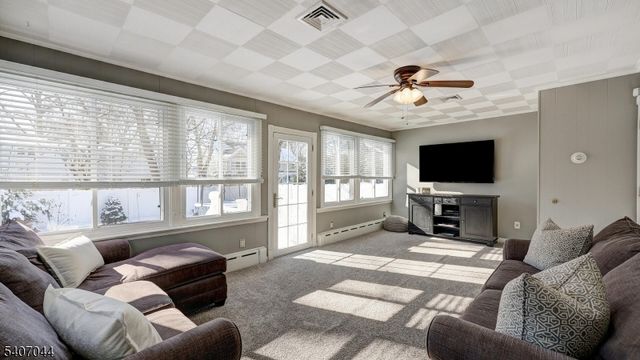 336 Roberts Ln, Scotch Plains Twp., NJ 07076