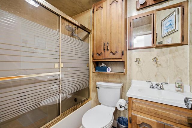 2005 South Hall Street, Allentown City, PA 18103