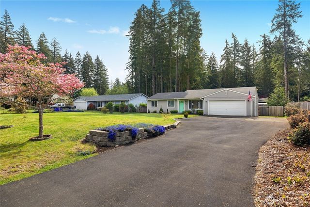 810 E Lakeshore Drive W, Shelton, WA 98584
