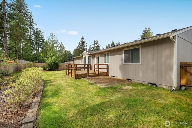 810 E Lakeshore Drive W, Shelton, WA 98584