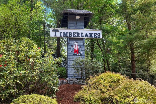 810 E Lakeshore Drive W, Shelton, WA 98584
