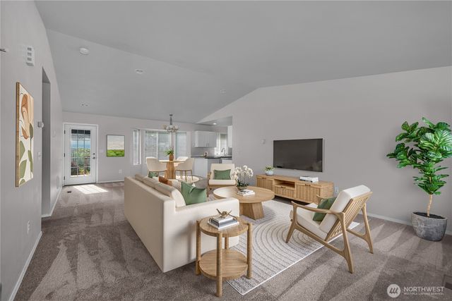 810 E Lakeshore Drive W, Shelton, WA 98584