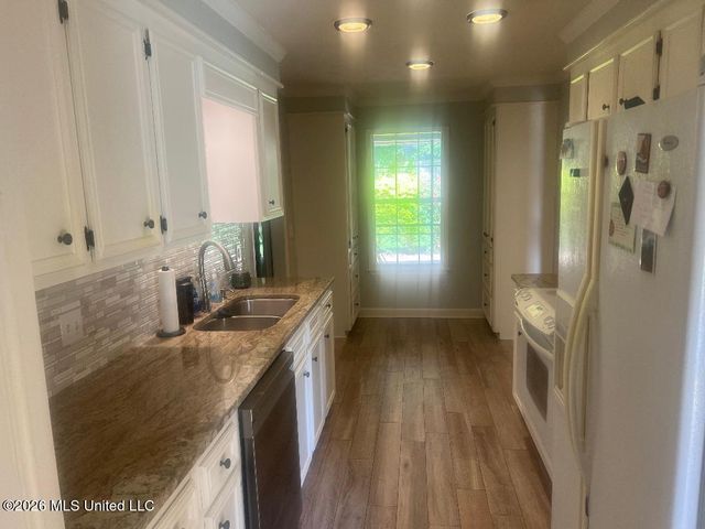 420 Pecan Circle, Brandon, MS 39042