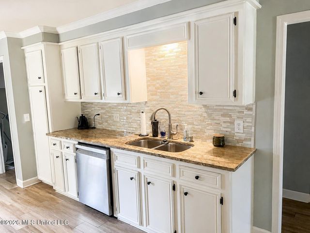 420 Pecan Circle, Brandon, MS 39042