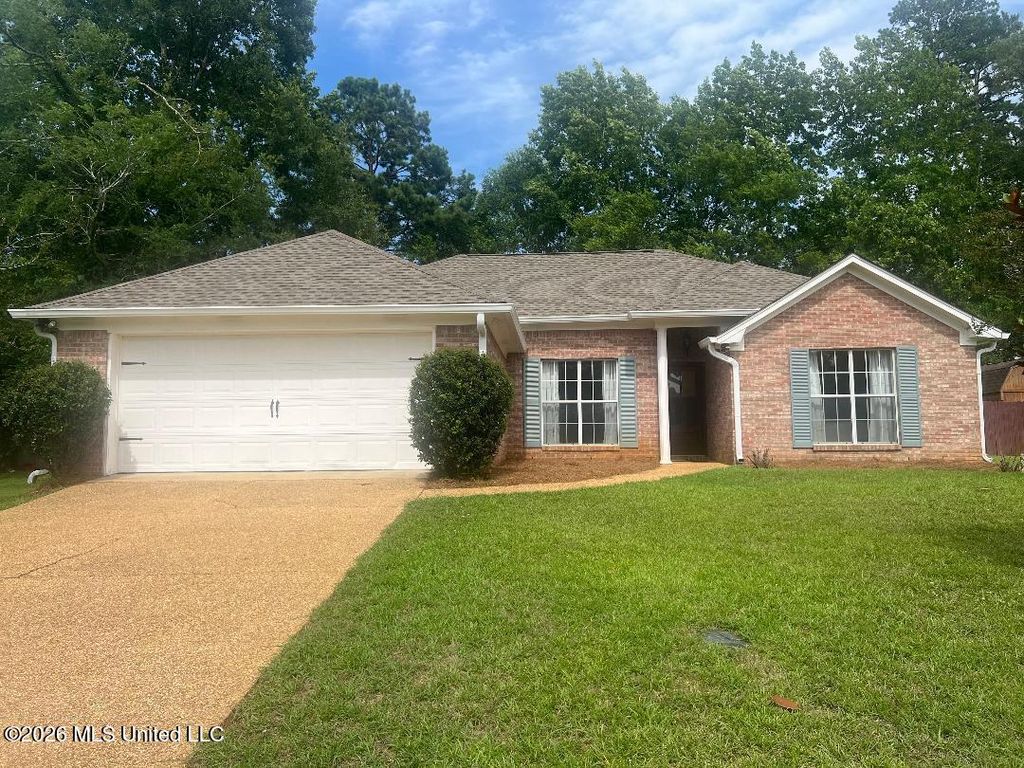 420 Pecan Circle, Brandon, MS 39042