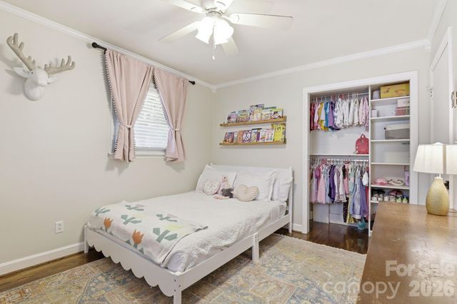 8325 Fallsdale Drive, Charlotte, NC 28214