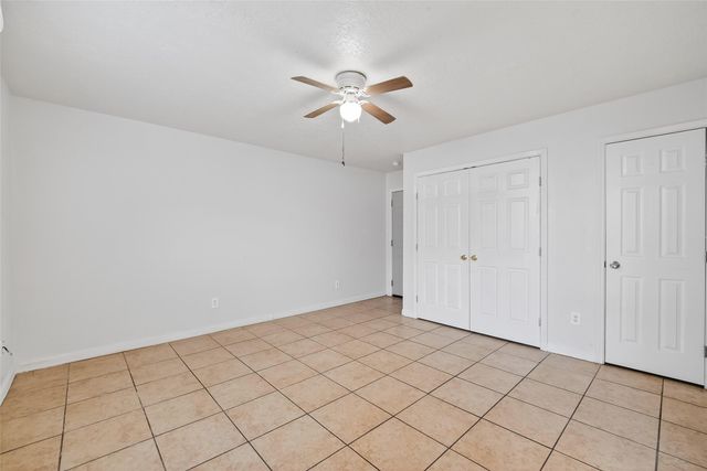 7742 Park Place Boulevard 4, Houston, TX 77087