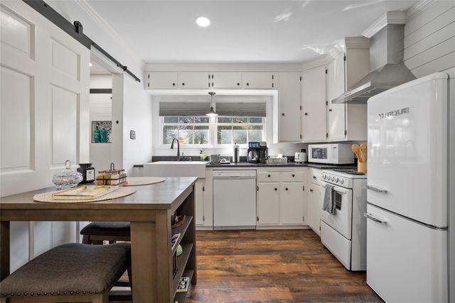 2601 Cedar Ridge Road, Waco, TX 76708