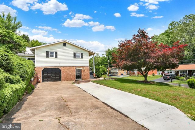 199 DELMONT AVE, Middletown, PA 17057