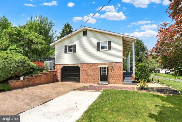 199 DELMONT AVE, Middletown, PA 17057