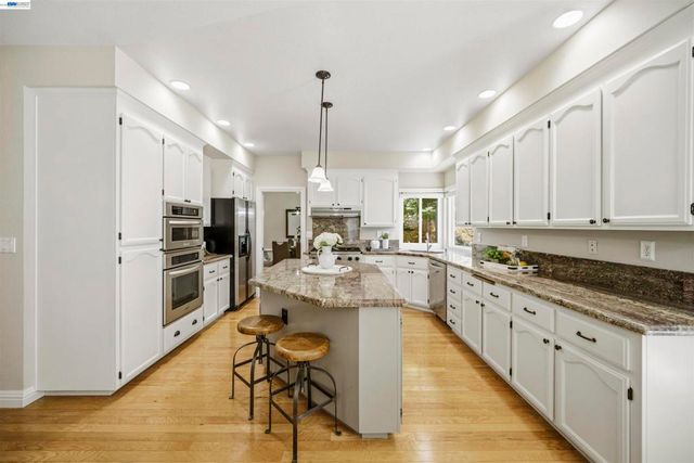 507 Raven Pl, Clayton, CA 94517