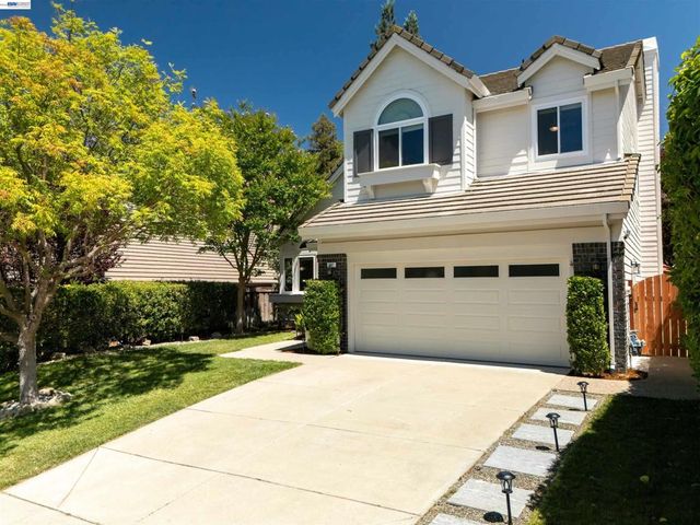 507 Raven Pl, Clayton, CA 94517