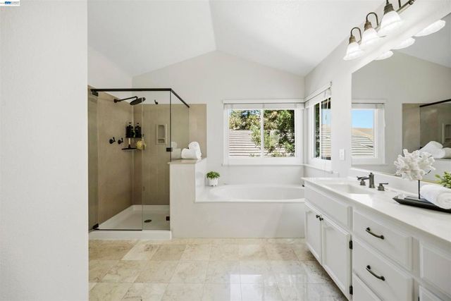 507 Raven Pl, Clayton, CA 94517
