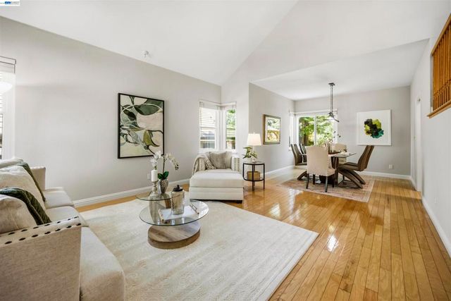 507 Raven Pl, Clayton, CA 94517