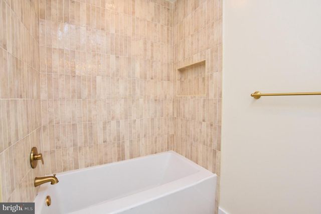 30-APT B TRADING POST WAY, Medford Lakes, NJ 08055