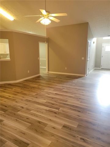 1150 Hillary Lane, Lawrenceville, GA 30043