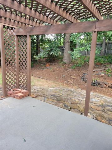 1150 Hillary Lane, Lawrenceville, GA 30043